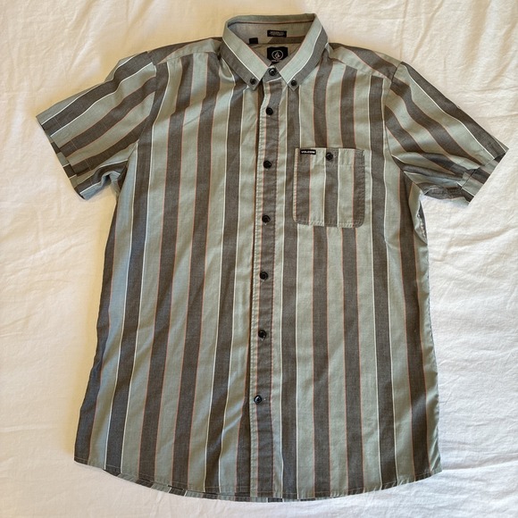 Volcom Other - Volcom Mens Short Sleeve Button Up Shirt Men's Small Stripe Casual Modern Fit